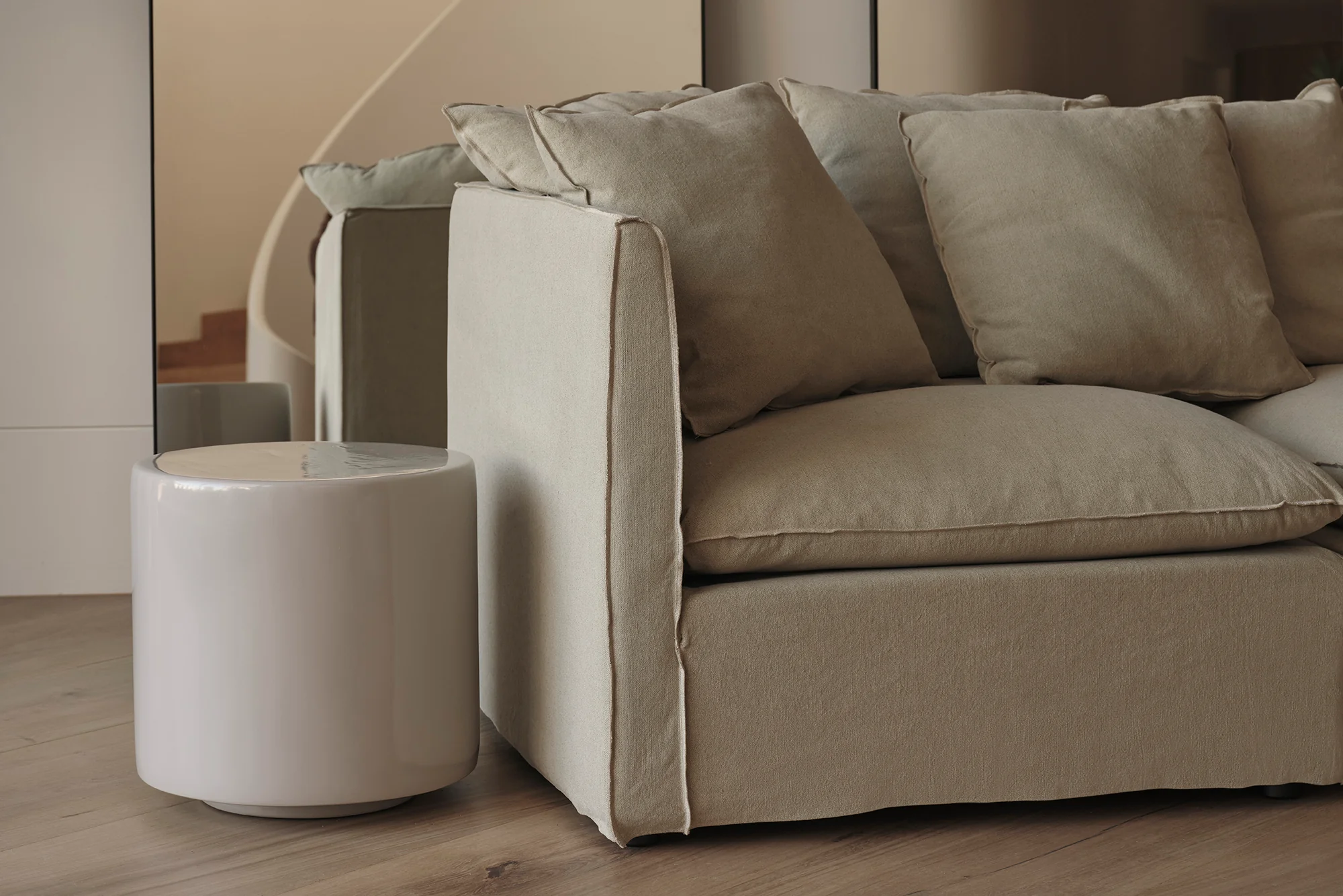 Jean De Side Table - Image 5